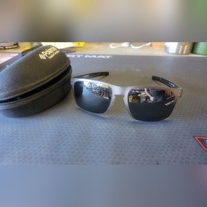 Oakley Polarized Metal Holbrook